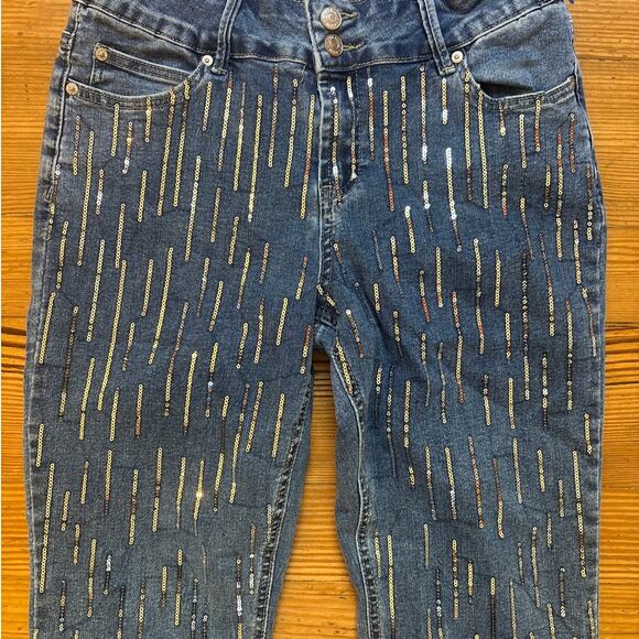 Almost Famous medium wash denim silver sequin boot cut jeans SIZE 11 - Picture 3 of 5
